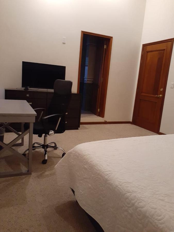 Hotel Candelero Yuriria Екстериор снимка
