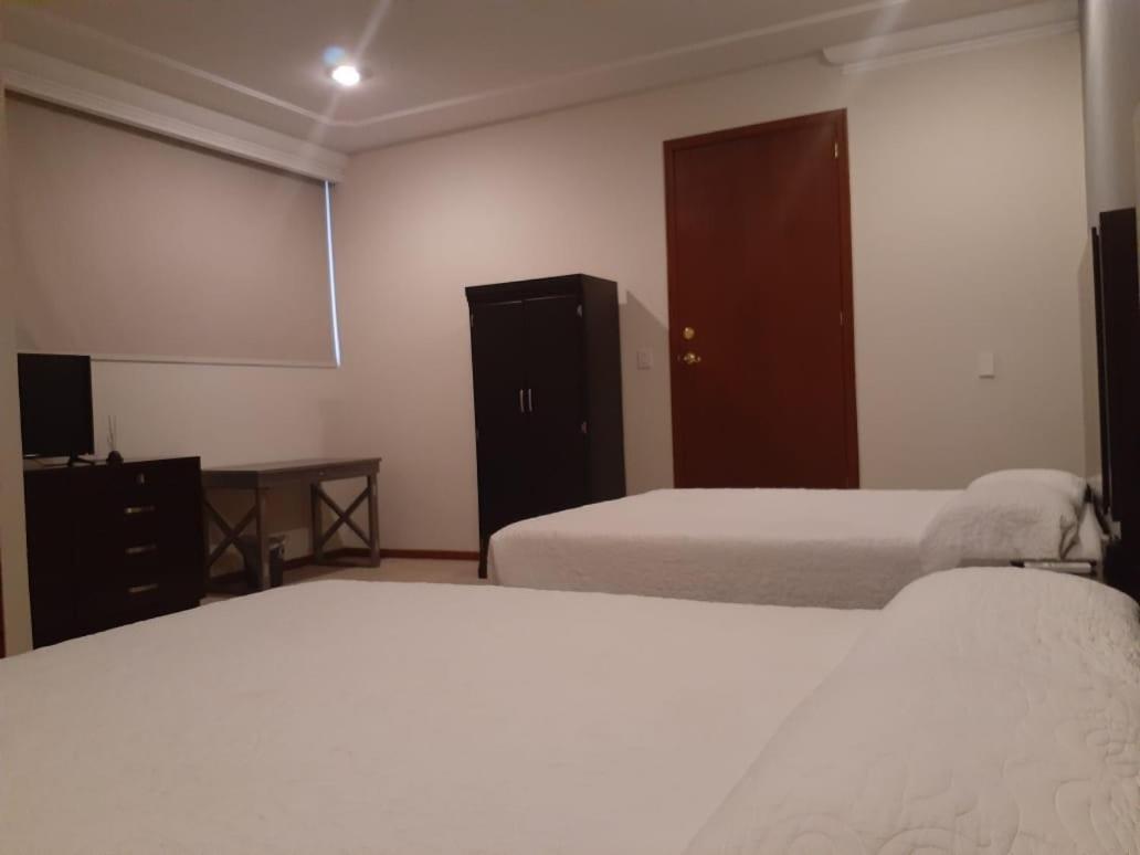 Hotel Candelero Yuriria Екстериор снимка